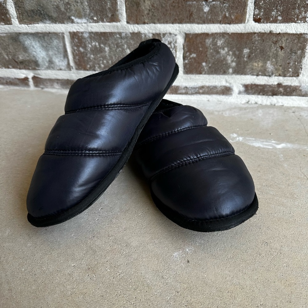 Sorel Hadley Slipper Puffy US 7 Navy Box included